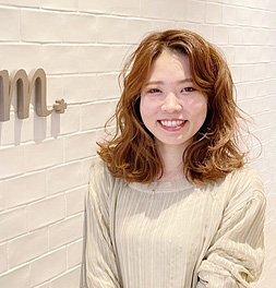 安原 綾子